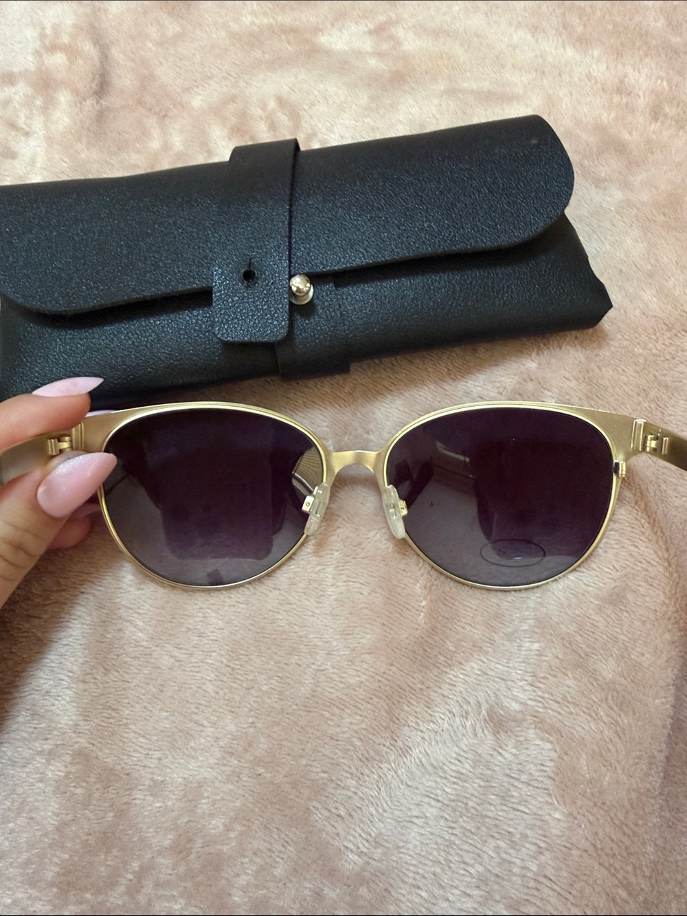 bebe Black Sunglasses with Dark Purple Gradient Lenses - Picture 4 of 6